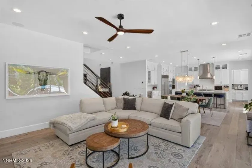 210 Criollo, Reno, Nevada 89511, 5 Bedrooms Bedrooms, ,6 BathroomsBathrooms,Residential,Residential,Criollo,0,260009297