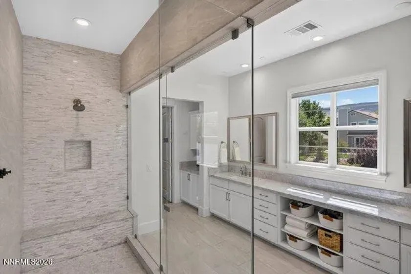 210 Criollo, Reno, Nevada 89511, 5 Bedrooms Bedrooms, ,6 BathroomsBathrooms,Residential,Residential,Criollo,0,260009297