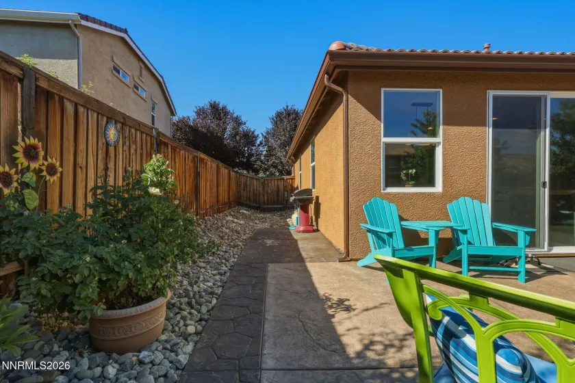 535 Pesaro, Reno, Nevada 89521, 3 Bedrooms Bedrooms, ,2 BathroomsBathrooms,Residential,Residential,Pesaro,0,260008575