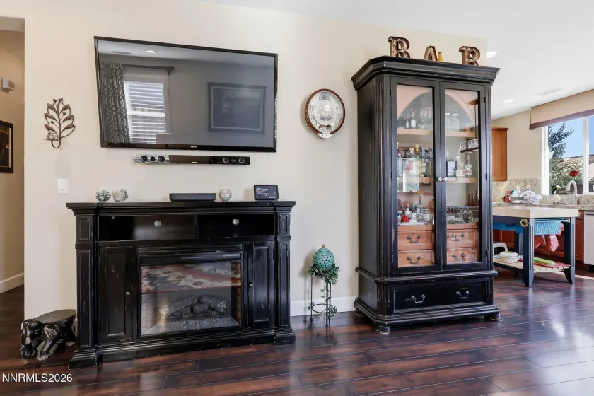 535 Pesaro, Reno, Nevada 89521, 3 Bedrooms Bedrooms, ,2 BathroomsBathrooms,Residential,Residential,Pesaro,0,260008575