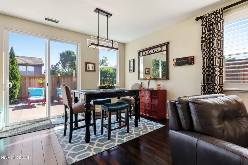 535 Pesaro, Reno, Nevada 89521, 3 Bedrooms Bedrooms, ,2 BathroomsBathrooms,Residential,Residential,Pesaro,0,260008575