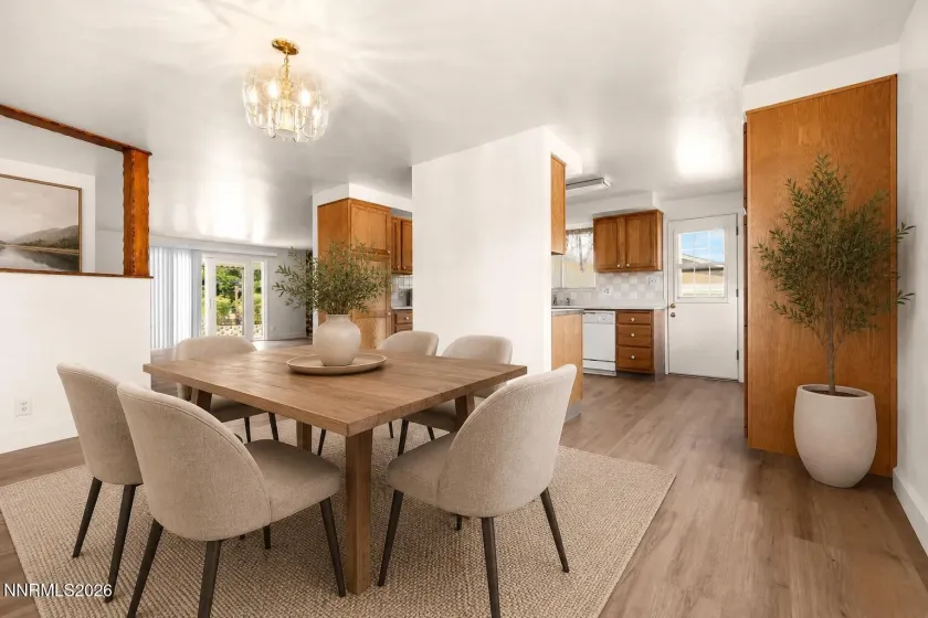 2501 Trentham, Reno, Nevada 89509, 3 Bedrooms Bedrooms, ,2 BathroomsBathrooms,Residential,Residential,Trentham,0,260008392