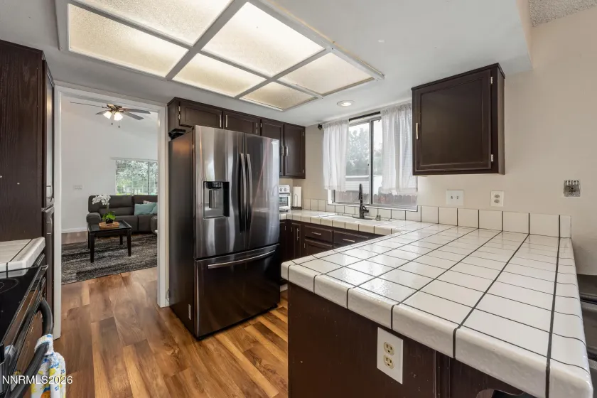 1717 Bluehaven, Sparks, Nevada 89434, 3 Bedrooms Bedrooms, ,2 BathroomsBathrooms,Residential,Residential,Bluehaven,0,260009286