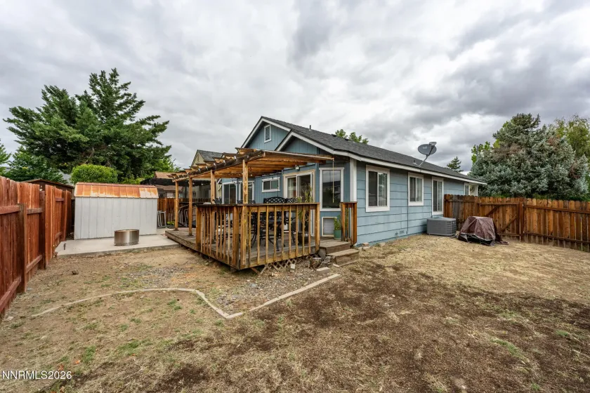 1717 Bluehaven, Sparks, Nevada 89434, 3 Bedrooms Bedrooms, ,2 BathroomsBathrooms,Residential,Residential,Bluehaven,0,260009286