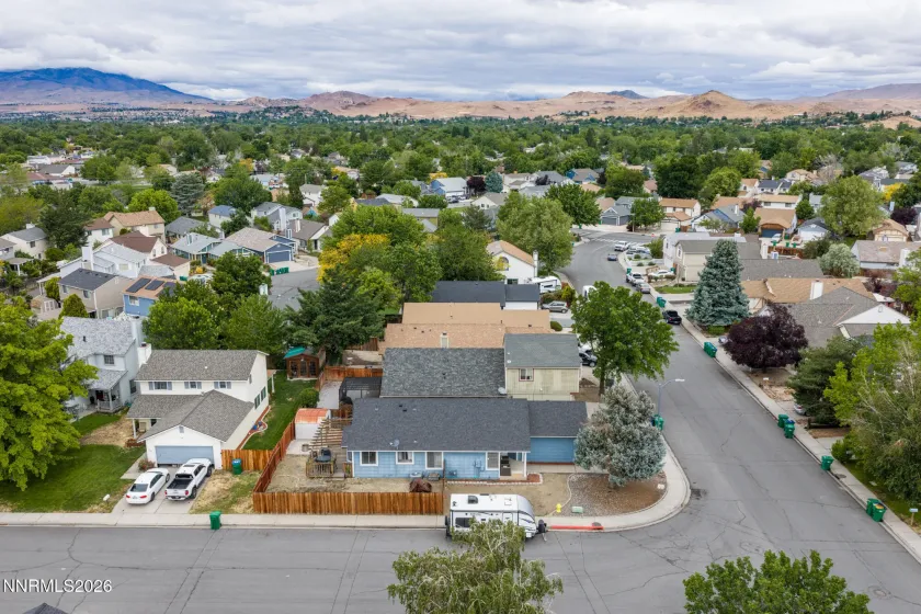 1717 Bluehaven, Sparks, Nevada 89434, 3 Bedrooms Bedrooms, ,2 BathroomsBathrooms,Residential,Residential,Bluehaven,0,260009286