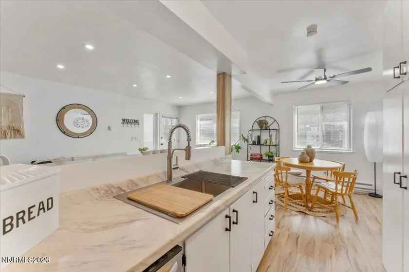 4951 Neil, Reno, Nevada 89502, 2 Bedrooms Bedrooms, ,1 BathroomBathrooms,Residential,Residential,Neil,0,260009298