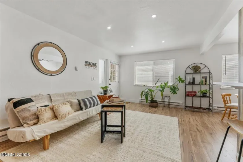 4951 Neil, Reno, Nevada 89502, 2 Bedrooms Bedrooms, ,1 BathroomBathrooms,Residential,Residential,Neil,0,260009298