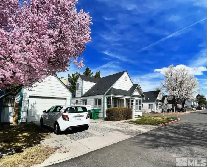 2602 Betsy, Sparks, Nevada 89431, 3 Bedrooms Bedrooms, ,2 BathroomsBathrooms,Residential,Residential,Betsy,0,260009299