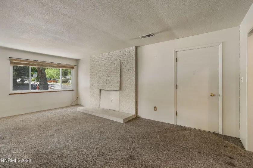 405 Mary, Carson City, Nevada 89703, 3 Bedrooms Bedrooms, ,2 BathroomsBathrooms,Residential,Residential,Mary,0,260009310
