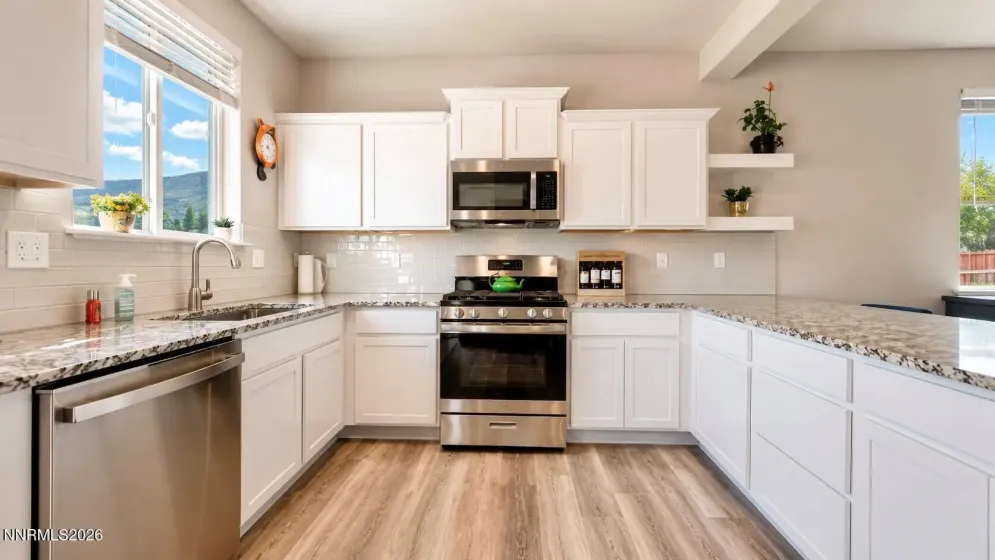 17848 Davis Meadow, Reno, Nevada 89508, 3 Bedrooms Bedrooms, ,2 BathroomsBathrooms,Residential,Residential,Davis Meadow,0,260009315