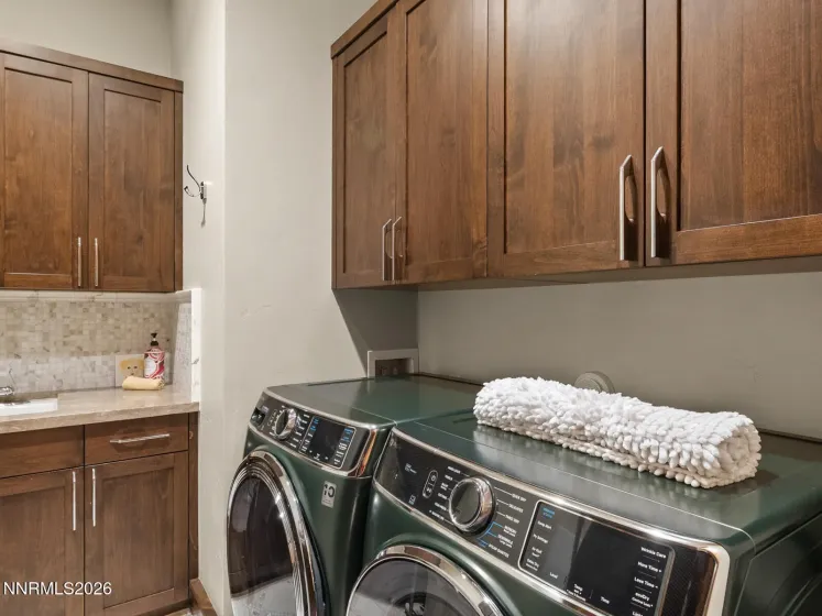 8220 Standing Stone, Reno, Nevada 89523, 4 Bedrooms Bedrooms, ,5 BathroomsBathrooms,Residential,Residential,Standing Stone,0,260009317