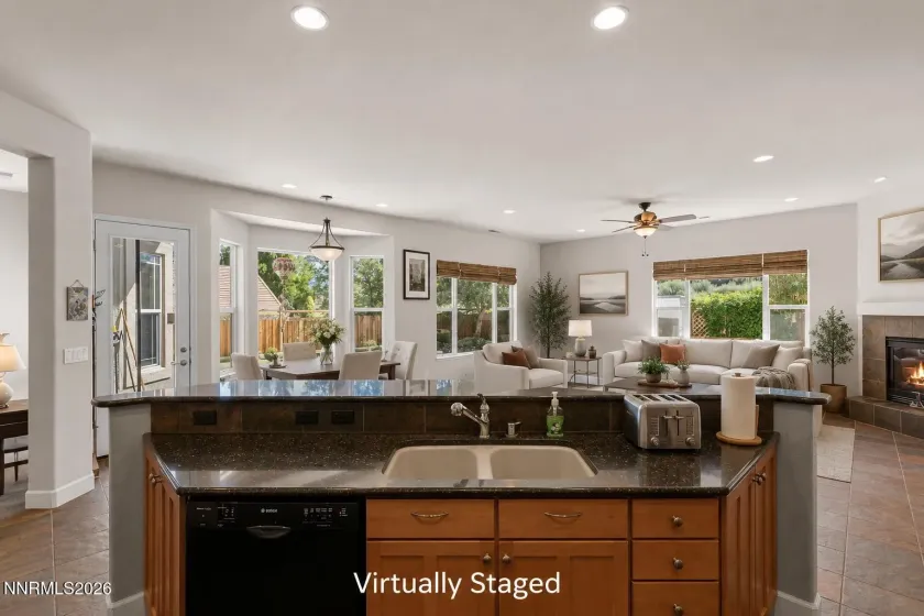 6170 Axis, Sparks, Nevada 89436, 4 Bedrooms Bedrooms, ,2 BathroomsBathrooms,Residential,Residential,Axis,0,260009318