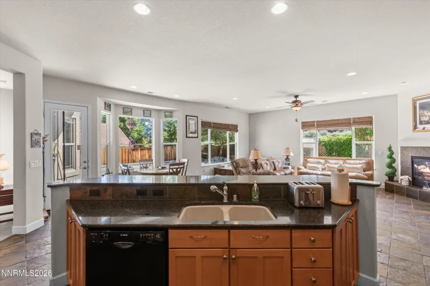 6170 Axis, Sparks, Nevada 89436, 4 Bedrooms Bedrooms, ,2 BathroomsBathrooms,Residential,Residential,Axis,0,260009318