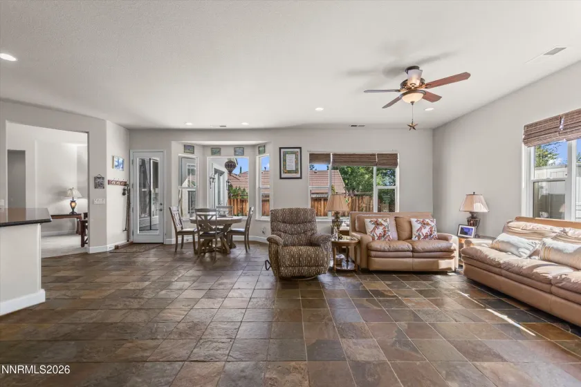 6170 Axis, Sparks, Nevada 89436, 4 Bedrooms Bedrooms, ,2 BathroomsBathrooms,Residential,Residential,Axis,0,260009318
