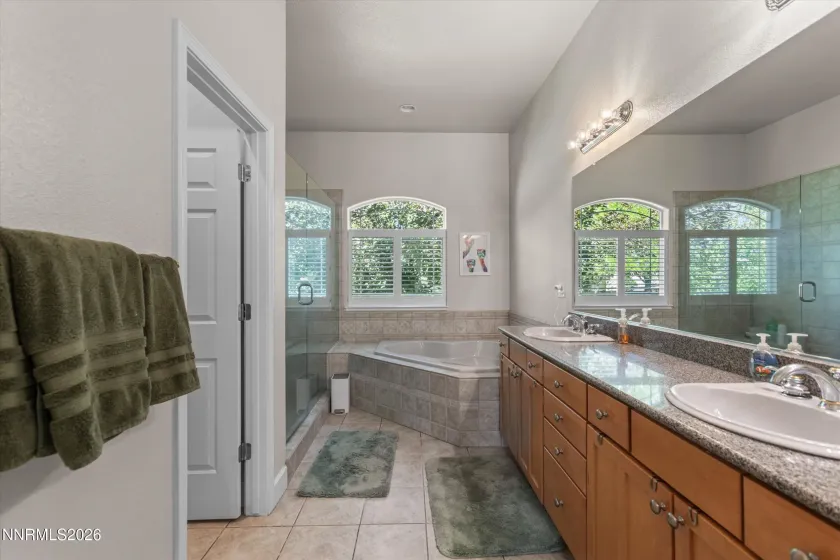 6170 Axis, Sparks, Nevada 89436, 4 Bedrooms Bedrooms, ,2 BathroomsBathrooms,Residential,Residential,Axis,0,260009318