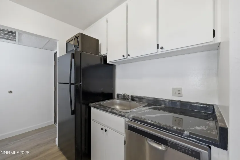 1000 Beck, Reno, Nevada 89509, 1 Bedroom Bedrooms, ,1 BathroomBathrooms,Residential,Residential,Beck,0,260009319