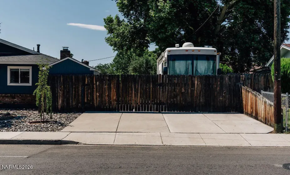 2395 Lexington, Sparks, Nevada 89431, 3 Bedrooms Bedrooms, ,2 BathroomsBathrooms,Residential,Residential,Lexington,0,260009301