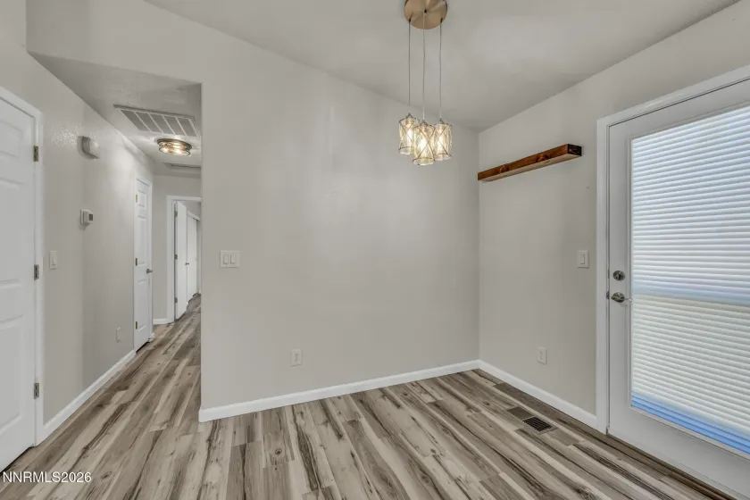 18277 Dustin, Reno, Nevada 89508, 3 Bedrooms Bedrooms, ,2 BathroomsBathrooms,Residential,Residential,Dustin,0,260009320