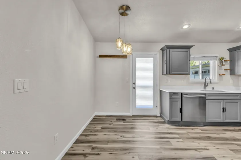 18277 Dustin, Reno, Nevada 89508, 3 Bedrooms Bedrooms, ,2 BathroomsBathrooms,Residential,Residential,Dustin,0,260009320