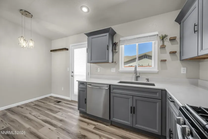 18277 Dustin, Reno, Nevada 89508, 3 Bedrooms Bedrooms, ,2 BathroomsBathrooms,Residential,Residential,Dustin,0,260009320