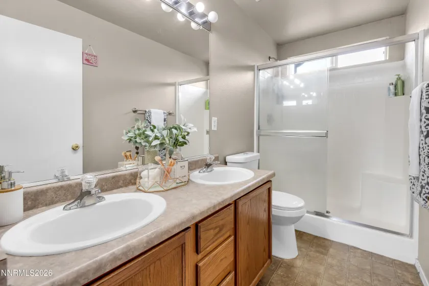 7991 Mariner Cove, Reno, Nevada 89506, 3 Bedrooms Bedrooms, ,3 BathroomsBathrooms,Residential,Residential,Mariner Cove,0,260007439
