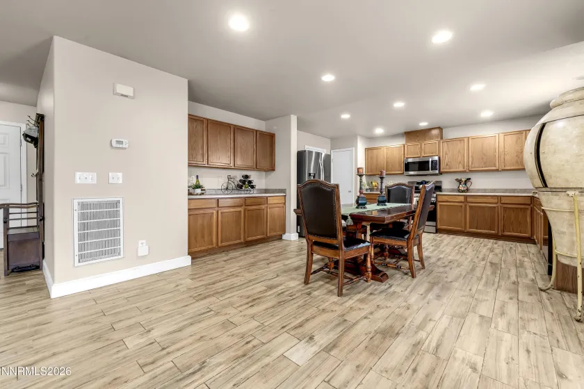 7991 Mariner Cove, Reno, Nevada 89506, 3 Bedrooms Bedrooms, ,3 BathroomsBathrooms,Residential,Residential,Mariner Cove,0,260007439