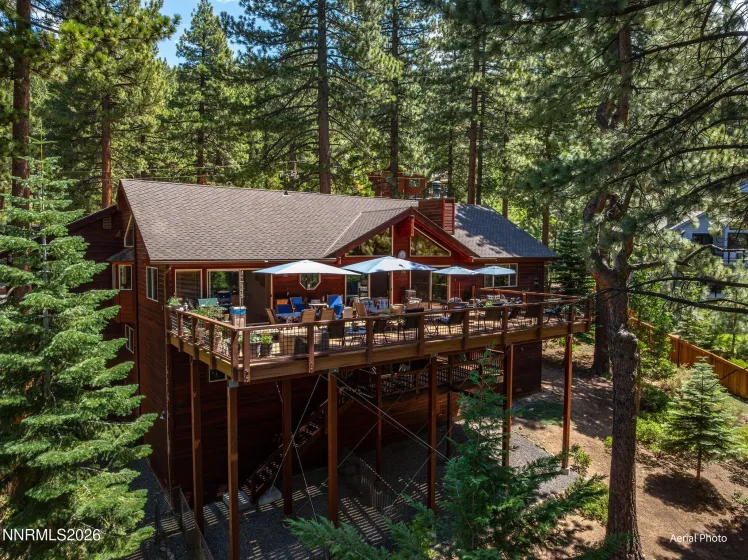 445 1st Green, Incline Village, Nevada 89451, 4 Bedrooms Bedrooms, ,5 BathroomsBathrooms,Residential,Residential,1st Green,0,260009326