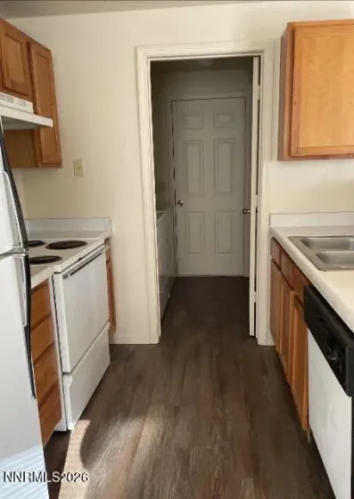 4003 Village, Carson City, Nevada 89701, 6 Bedrooms Bedrooms, ,2 BathroomsBathrooms,Residential Income,Residential,Village,0,260009327