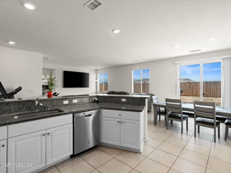164 Snake, Dayton, Nevada 89403, 4 Bedrooms Bedrooms, ,3 BathroomsBathrooms,Residential,Residential,Snake,0,260009328