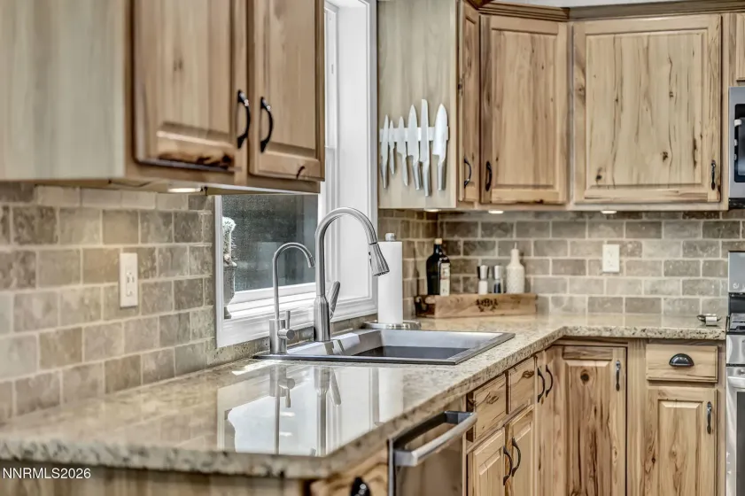 1917 Yale, Carson City, Nevada 89703, 4 Bedrooms Bedrooms, ,4 BathroomsBathrooms,Residential,Residential,Yale,0,260009329