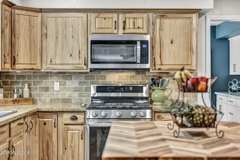 1917 Yale, Carson City, Nevada 89703, 4 Bedrooms Bedrooms, ,4 BathroomsBathrooms,Residential,Residential,Yale,0,260009329