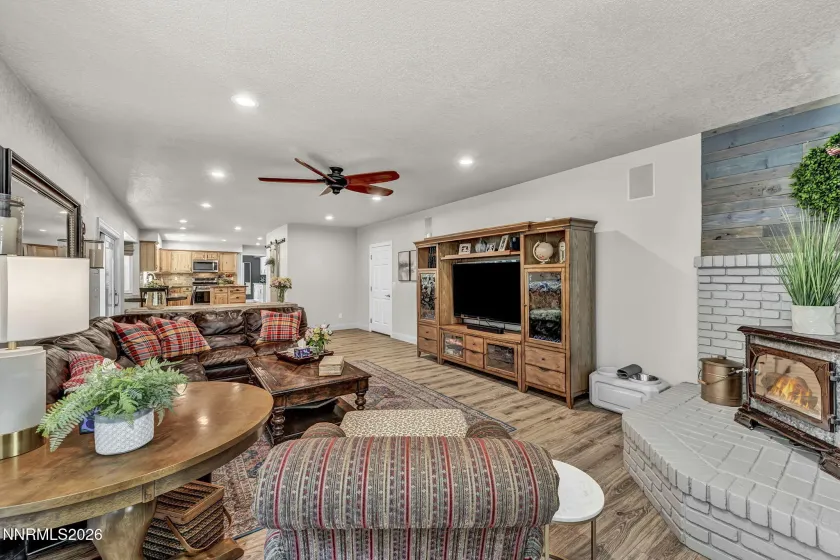 1917 Yale, Carson City, Nevada 89703, 4 Bedrooms Bedrooms, ,4 BathroomsBathrooms,Residential,Residential,Yale,0,260009329
