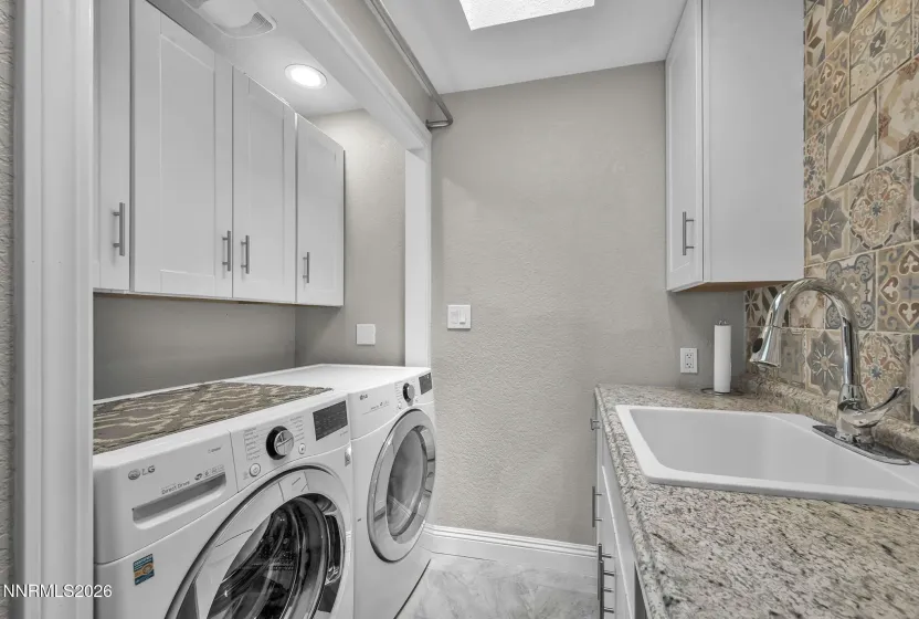 1917 Yale, Carson City, Nevada 89703, 4 Bedrooms Bedrooms, ,4 BathroomsBathrooms,Residential,Residential,Yale,0,260009329