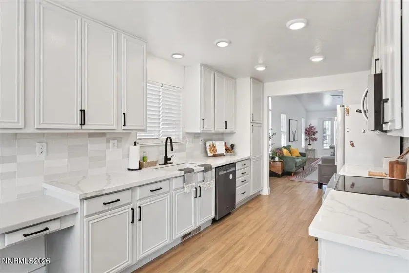 2400 Pileus, Spanish Springs, Nevada 89441, 5 Bedrooms Bedrooms, ,3 BathroomsBathrooms,Residential,Residential,Pileus,0,260009332