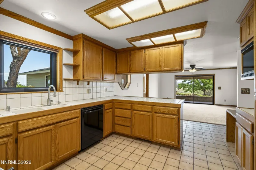 1151 Cary Creek, Gardnerville, Nevada 89460, 4 Bedrooms Bedrooms, ,3 BathroomsBathrooms,Residential,Residential,Cary Creek,0,260009333