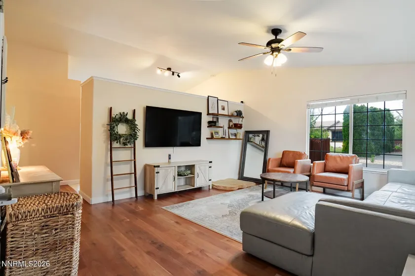 5881 Foggy, Sun Valley, Nevada 89433, 3 Bedrooms Bedrooms, ,2 BathroomsBathrooms,Residential,Residential,Foggy,0,260009335