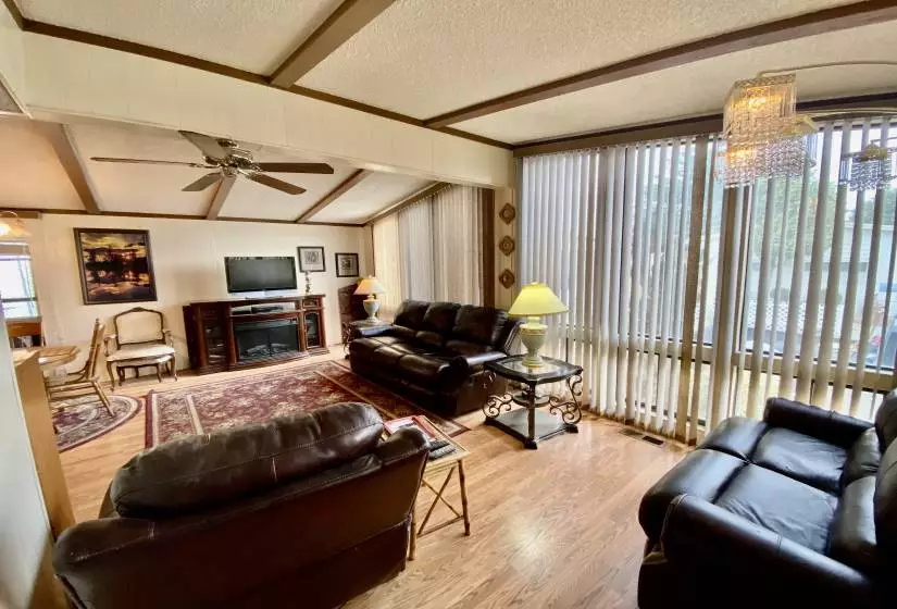 141 Trojan Lane, Carson City, Nevada 89706, 2 Bedrooms Bedrooms, 8 Rooms Rooms,2 BathroomsBathrooms,Manufactured,Residential,Trojan,220011572