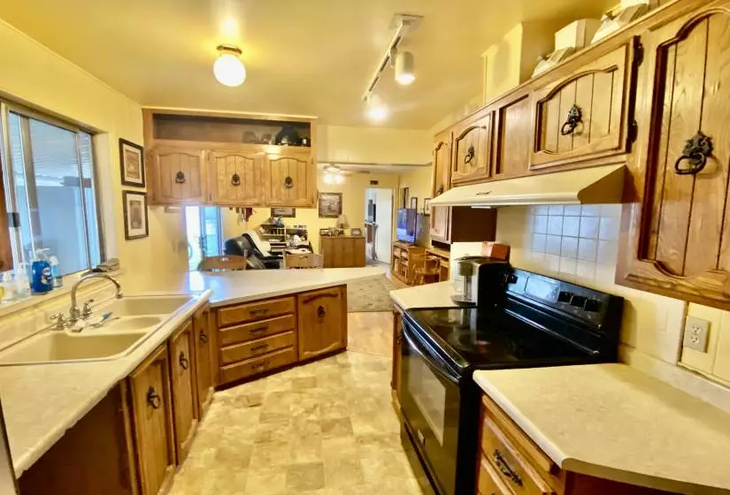 141 Trojan Lane, Carson City, Nevada 89706, 2 Bedrooms Bedrooms, 8 Rooms Rooms,2 BathroomsBathrooms,Manufactured,Residential,Trojan,220011572
