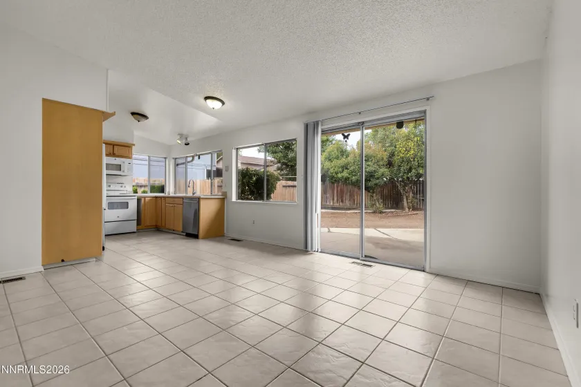 1101 Alta Vista, Sparks, Nevada 89434, 3 Bedrooms Bedrooms, ,2 BathroomsBathrooms,Residential,Residential,Alta Vista,0,260009339