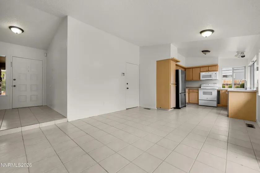 1101 Alta Vista, Sparks, Nevada 89434, 3 Bedrooms Bedrooms, ,2 BathroomsBathrooms,Residential,Residential,Alta Vista,0,260009339
