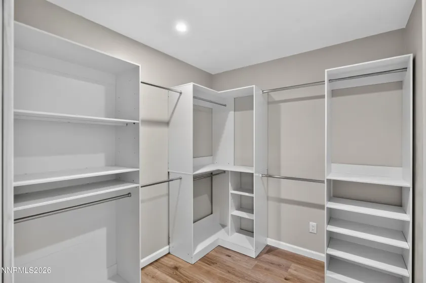 16875 Virginia, Reno, Nevada 89521, 4 Bedrooms Bedrooms, ,2 BathroomsBathrooms,Residential,Residential,Virginia,0,260009347