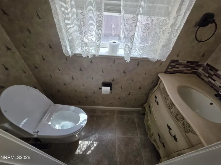 155 Hazelnut, Fernley, Nevada 89408, 4 Bedrooms Bedrooms, ,3 BathroomsBathrooms,Residential,Residential,Hazelnut,0,260009354