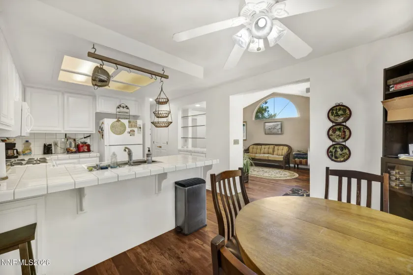 1179 Cottonwood, Gardnerville, Nevada 89410, 2 Bedrooms Bedrooms, ,3 BathroomsBathrooms,Residential,Residential,Cottonwood,0,260002637