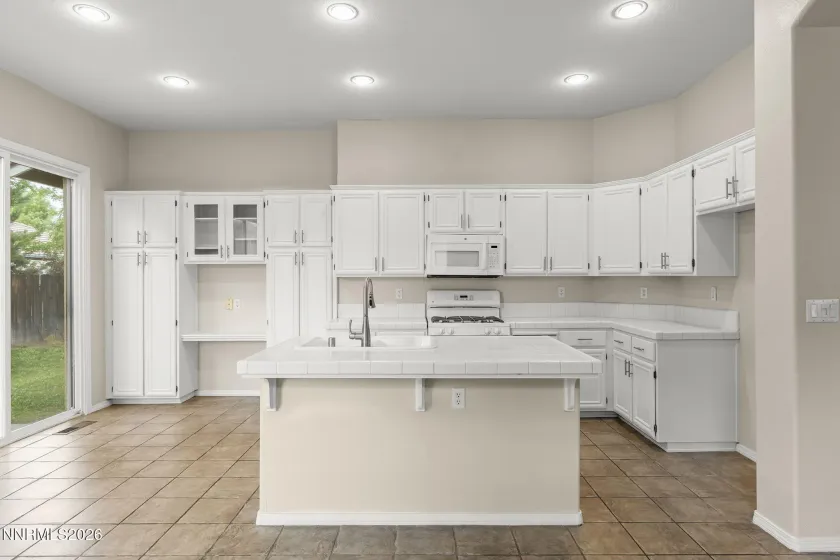 1611 Brentworth, Reno, Nevada 89521, 4 Bedrooms Bedrooms, ,2 BathroomsBathrooms,Residential,Residential,Brentworth,0,260009357