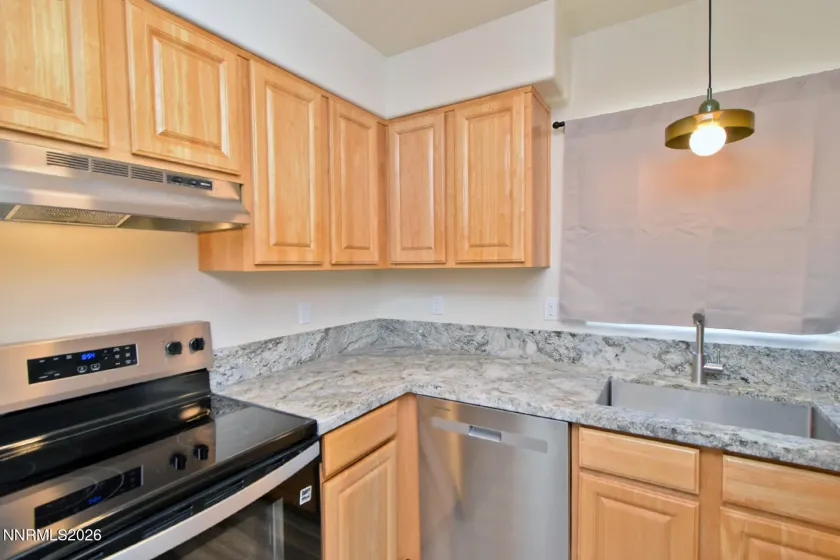 520 Taylor, Reno, Nevada 89502, 2 Bedrooms Bedrooms, ,2 BathroomsBathrooms,Residential,Residential,Taylor,0,260009358
