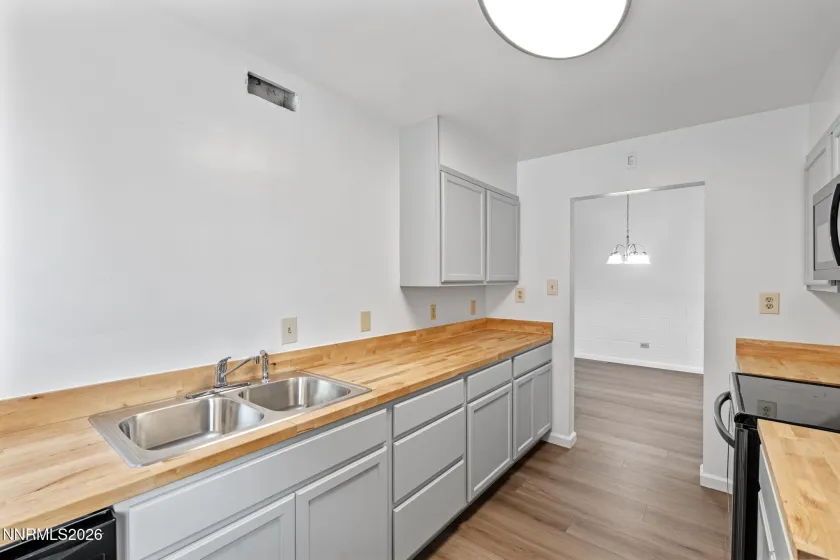 11793 Green Mountain, Reno, Nevada 89506, 3 Bedrooms Bedrooms, ,1 BathroomBathrooms,Residential,Residential,Green Mountain,0,260009360