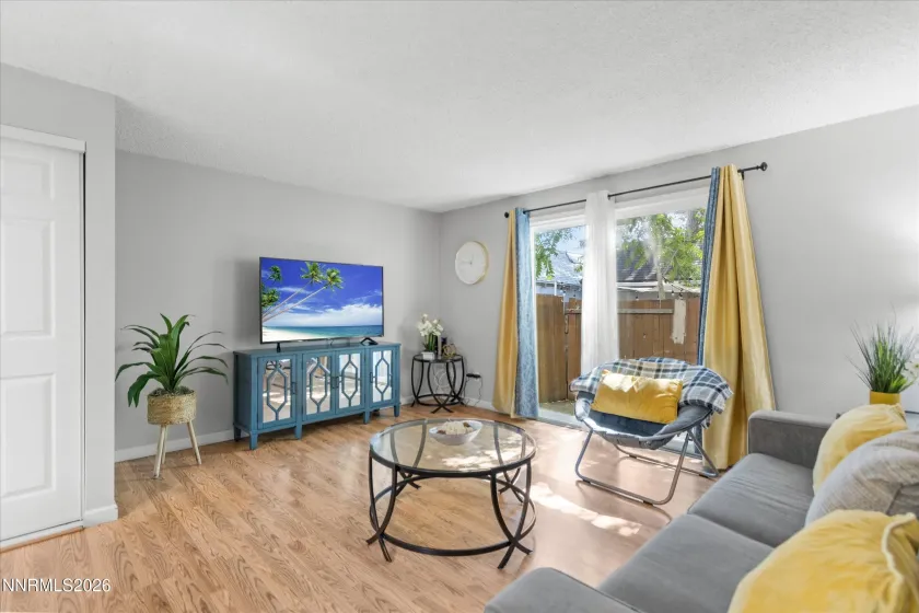 400 Claremont, Reno, Nevada 89502, 4 Bedrooms Bedrooms, ,2 BathroomsBathrooms,Residential Income,Residential,Claremont,0,260009362