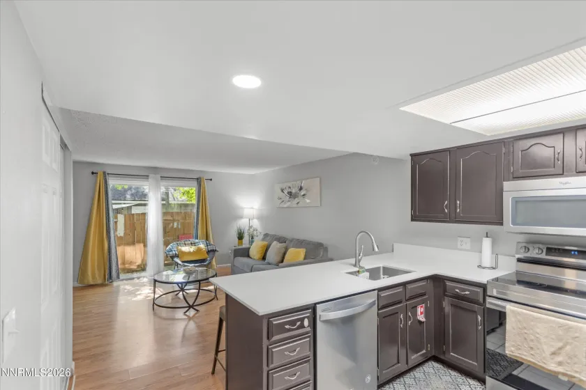 400 Claremont, Reno, Nevada 89502, 4 Bedrooms Bedrooms, ,2 BathroomsBathrooms,Residential Income,Residential,Claremont,0,260009362