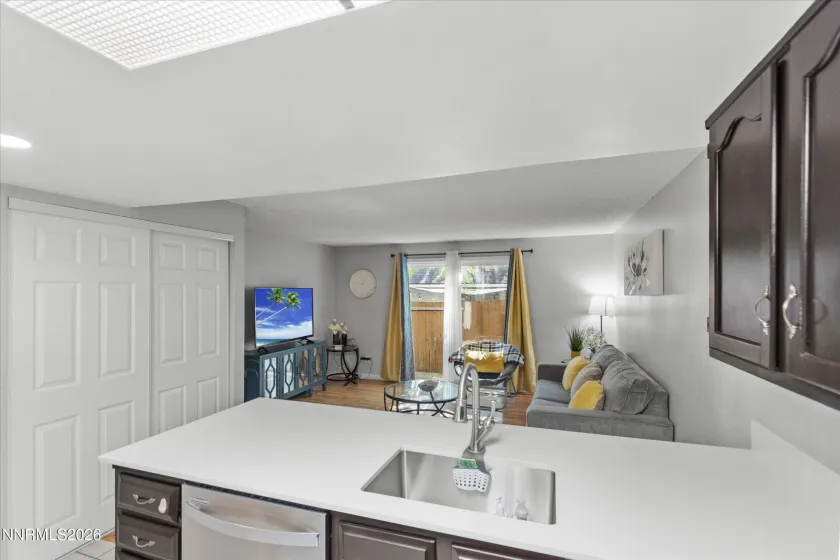 400 Claremont, Reno, Nevada 89502, 4 Bedrooms Bedrooms, ,2 BathroomsBathrooms,Residential Income,Residential,Claremont,0,260009362