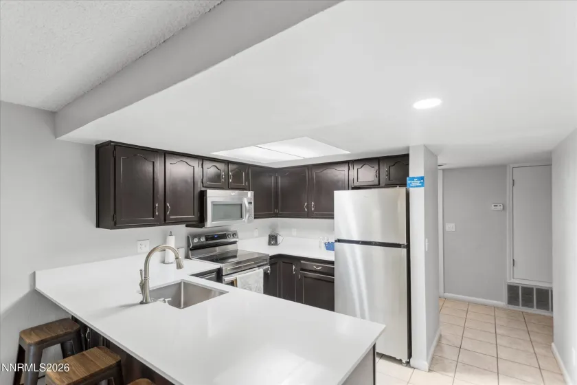 400 Claremont, Reno, Nevada 89502, 4 Bedrooms Bedrooms, ,2 BathroomsBathrooms,Residential Income,Residential,Claremont,0,260009362